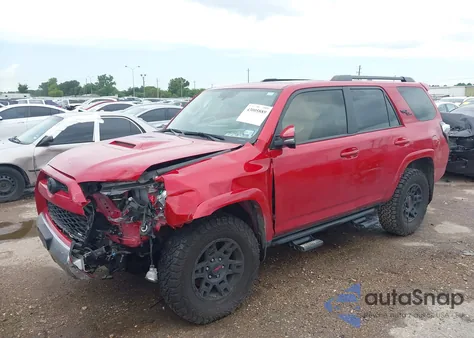 2019 Toyota 4Runner Trd Off Road Premium z USA, uszkodzony, nr VIN JTEBU5JR4K5677481